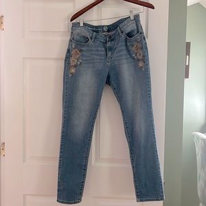 White House Black Market Jeans, Size 10 signature fit